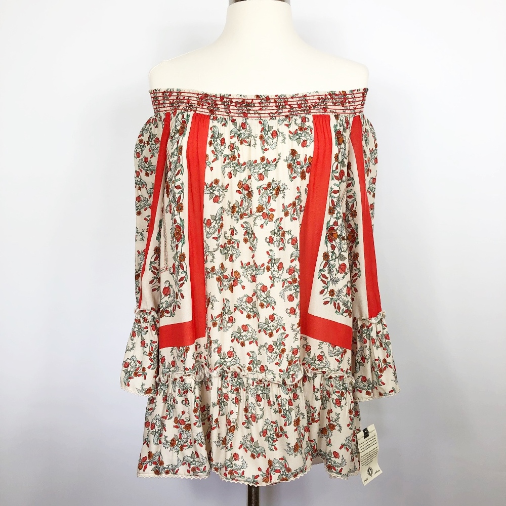 Democracy Off-Shoulder Floral Peasant Top in Cream and Red